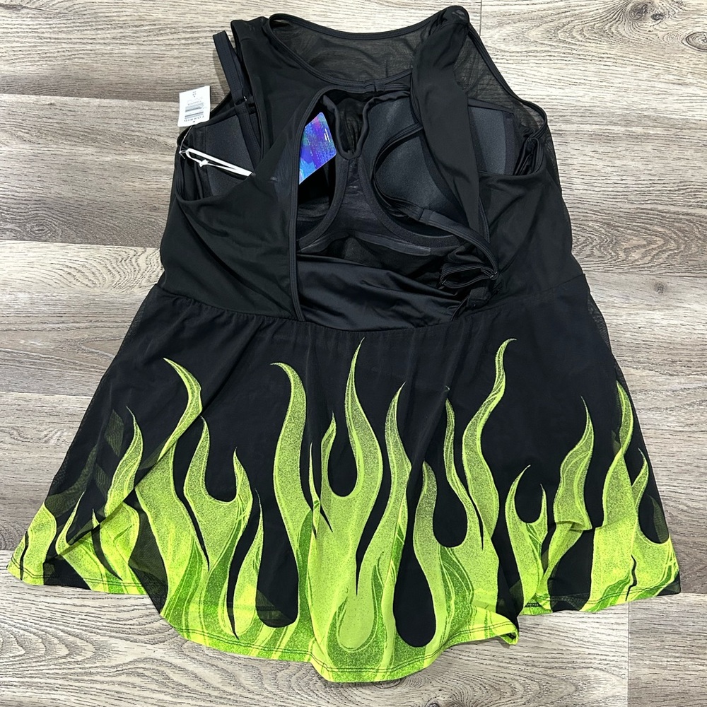 Torrid Women’s Plus Size 4X Black Flame Maleficent Disney Villian Swim  Dress - Picture 4 of 7